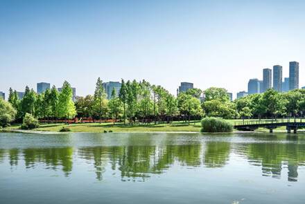 Best Practices for Open Source–Driven Smart City Architecture